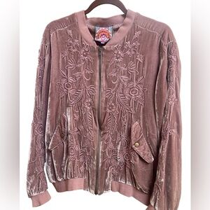 Johnny Was velvet bomber jacket floral embroidery front zipper mauve pockets